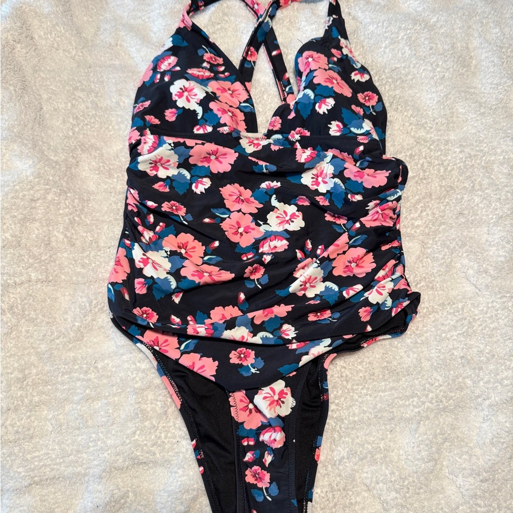 CUPSHE Floral Swimsuit